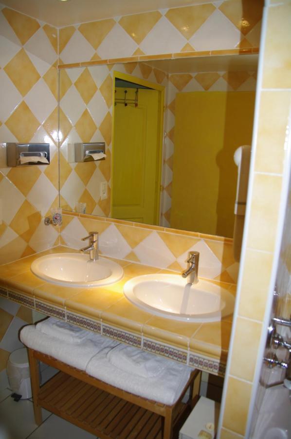 Residence Le Saint Victor Fontvieille Exterior foto