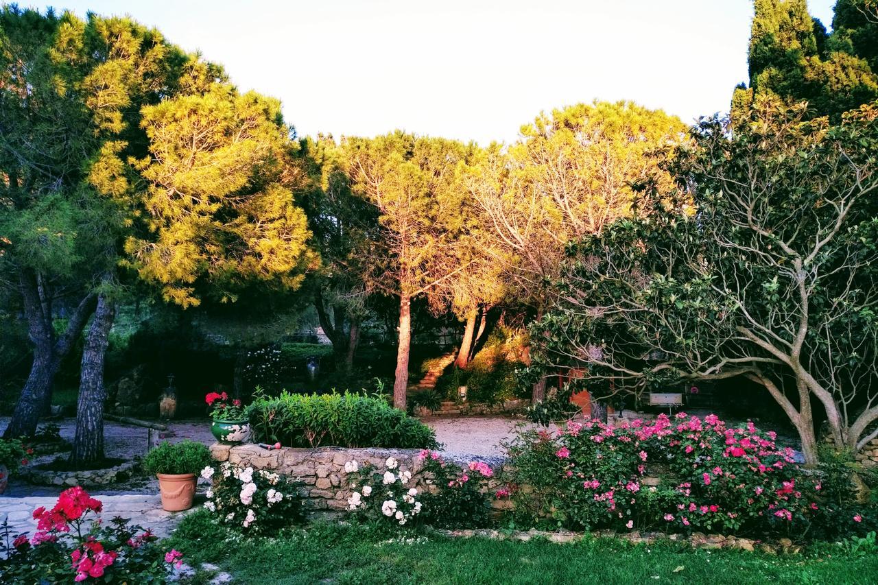 Residence Le Saint Victor Fontvieille Exterior foto